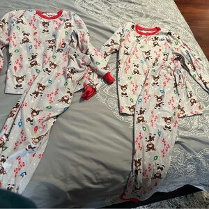 Matching kids size 6 & size 8 Holiday pajamas